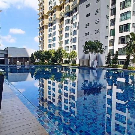 Homestay Arc Cozyhome Austin Hills 4-5Pax Johor Bahru Ngoại thất bức ảnh